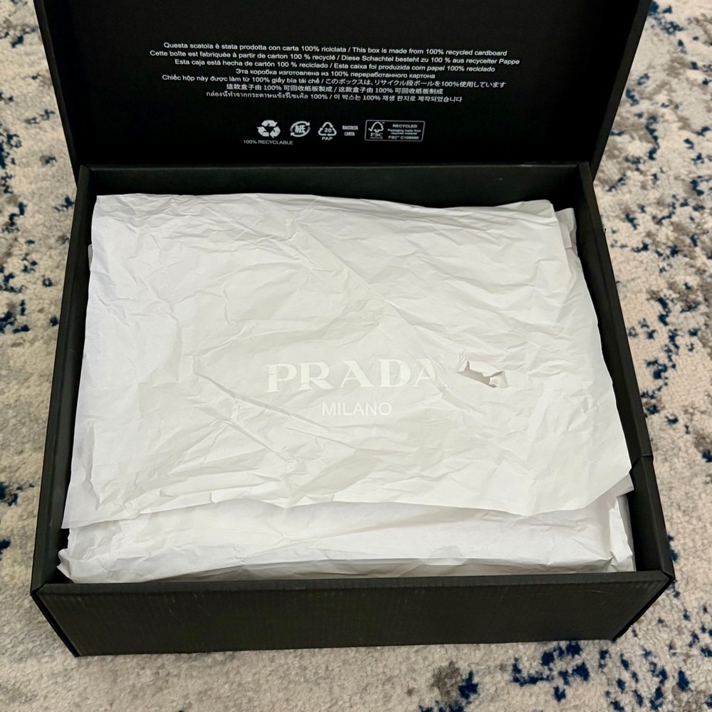 Prada Pomice Camoscio Suede Sneakers - EU 37 / US 7 - Picture 11 of 11